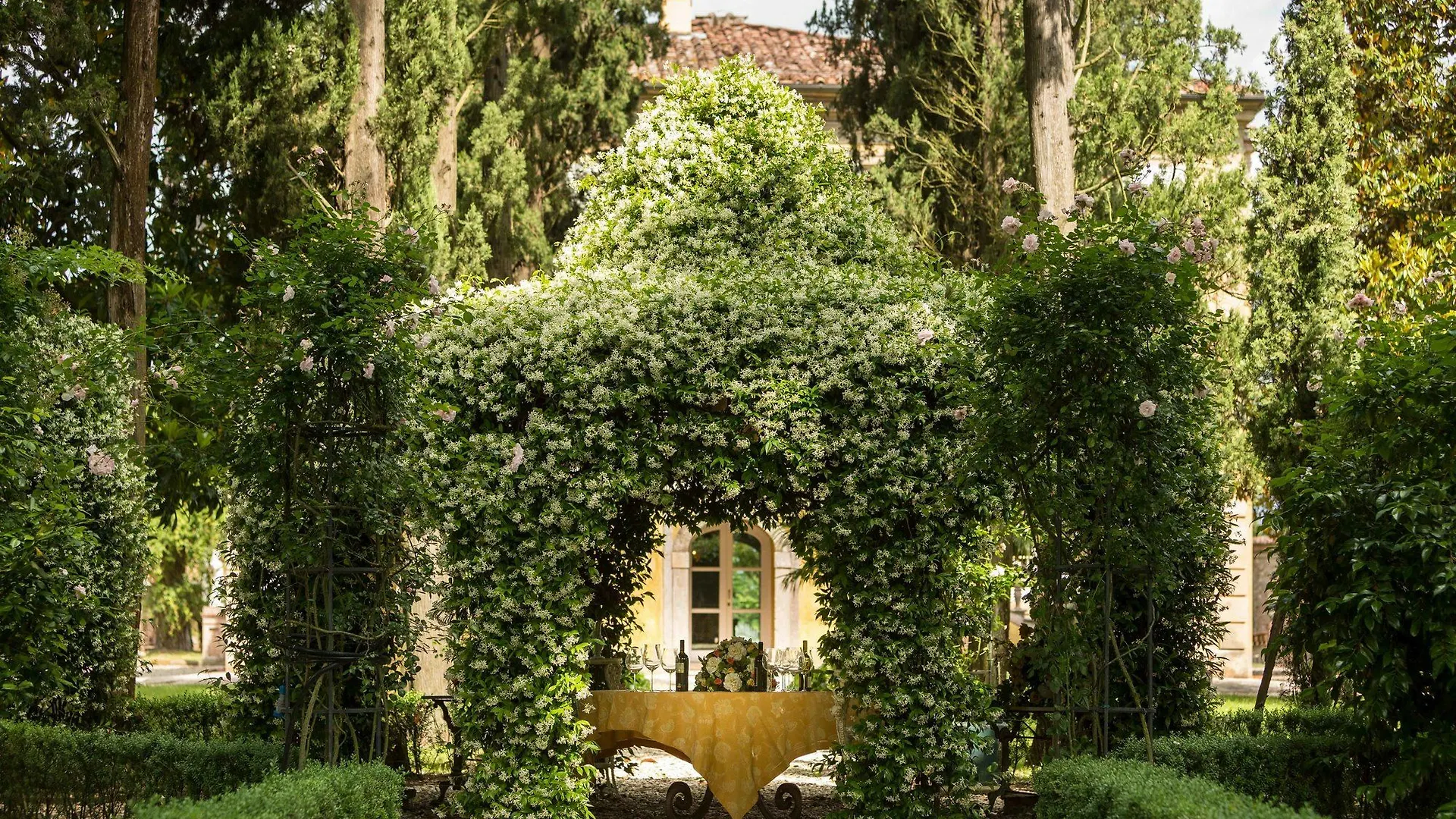 Villa Nicola Lucca Italy