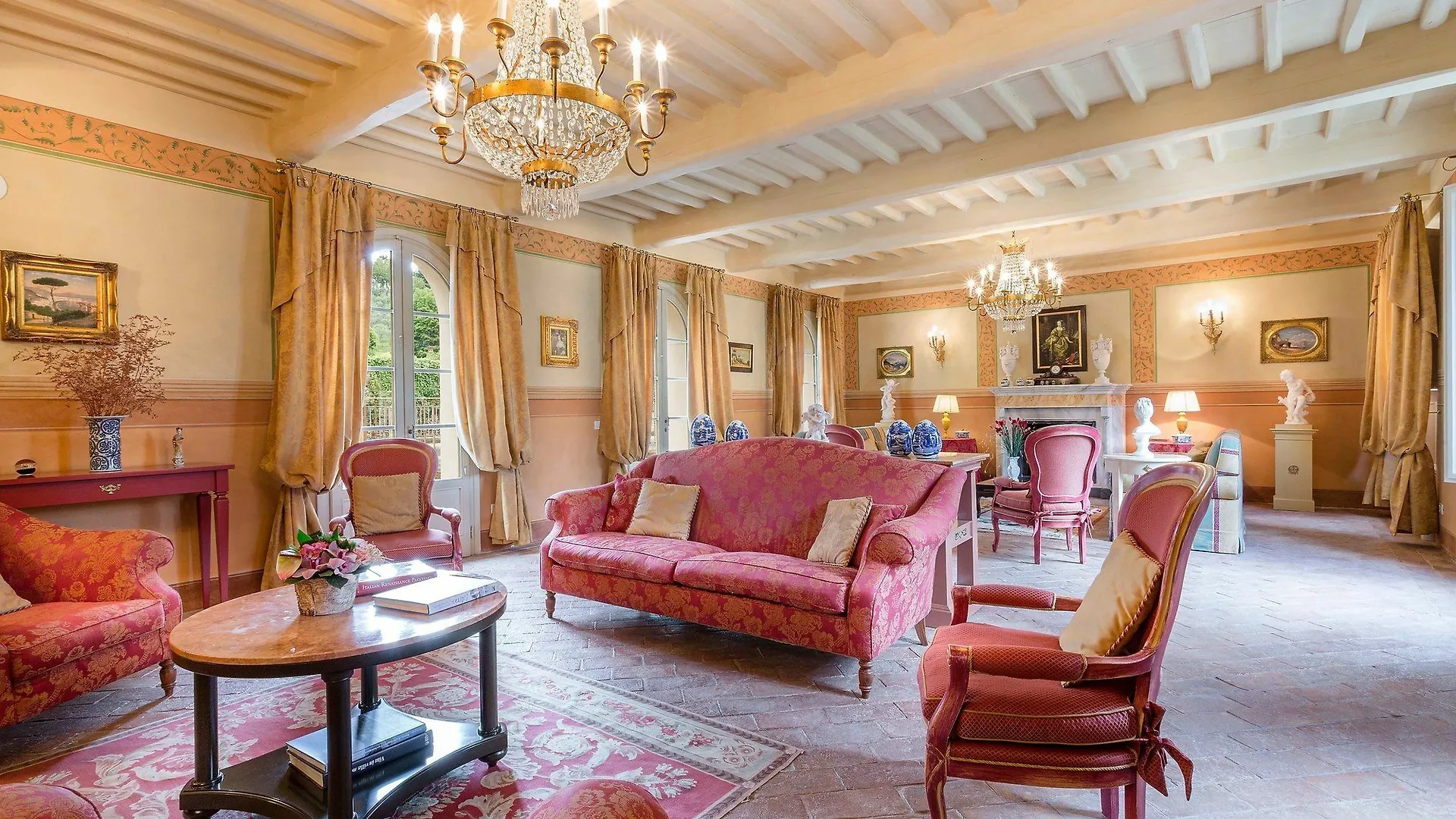 Villa Nicola Lucca 0*,  Italy