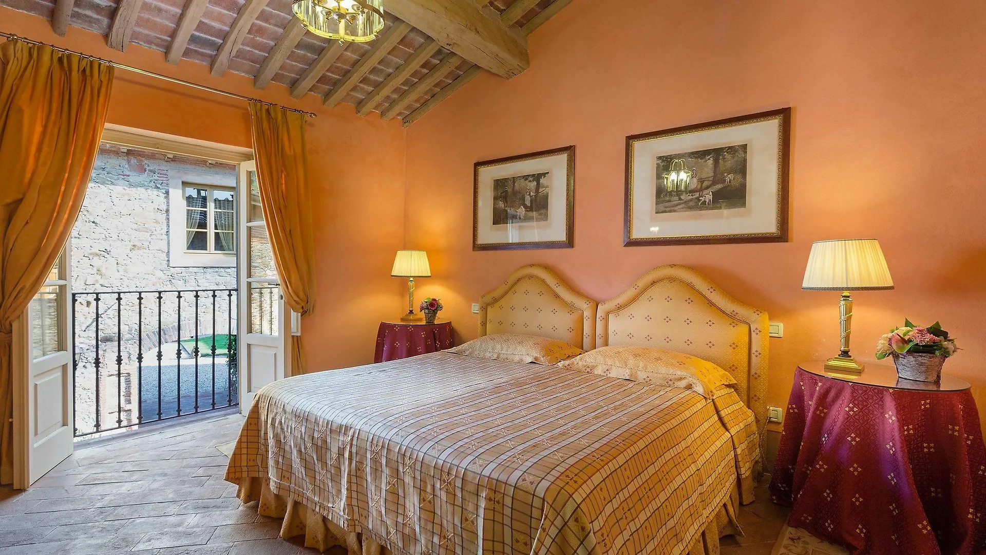 Villa Nicola Lucca 0*,  Italy