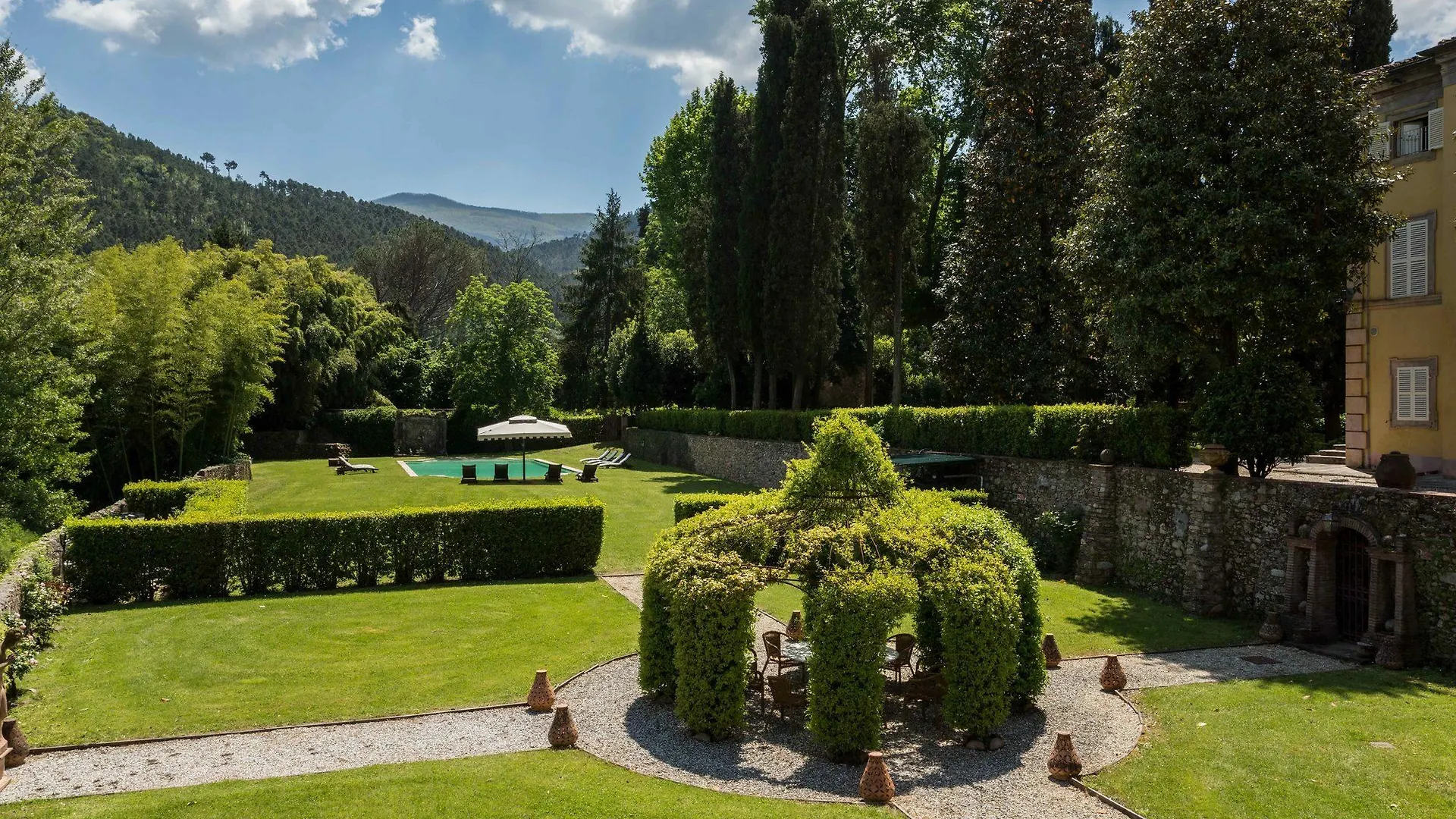 Villa Nicola Lucca Italy