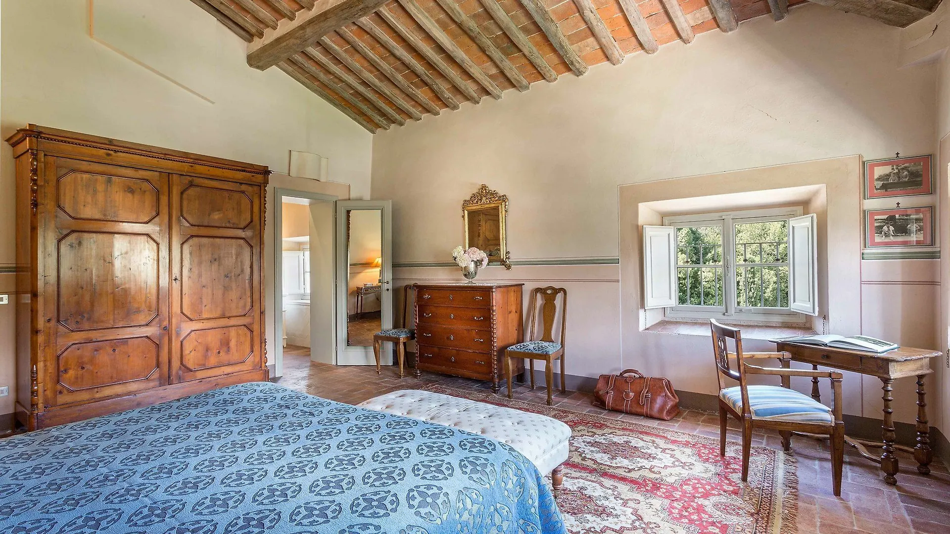 Villa Nicola Lucca 0*,  Italy